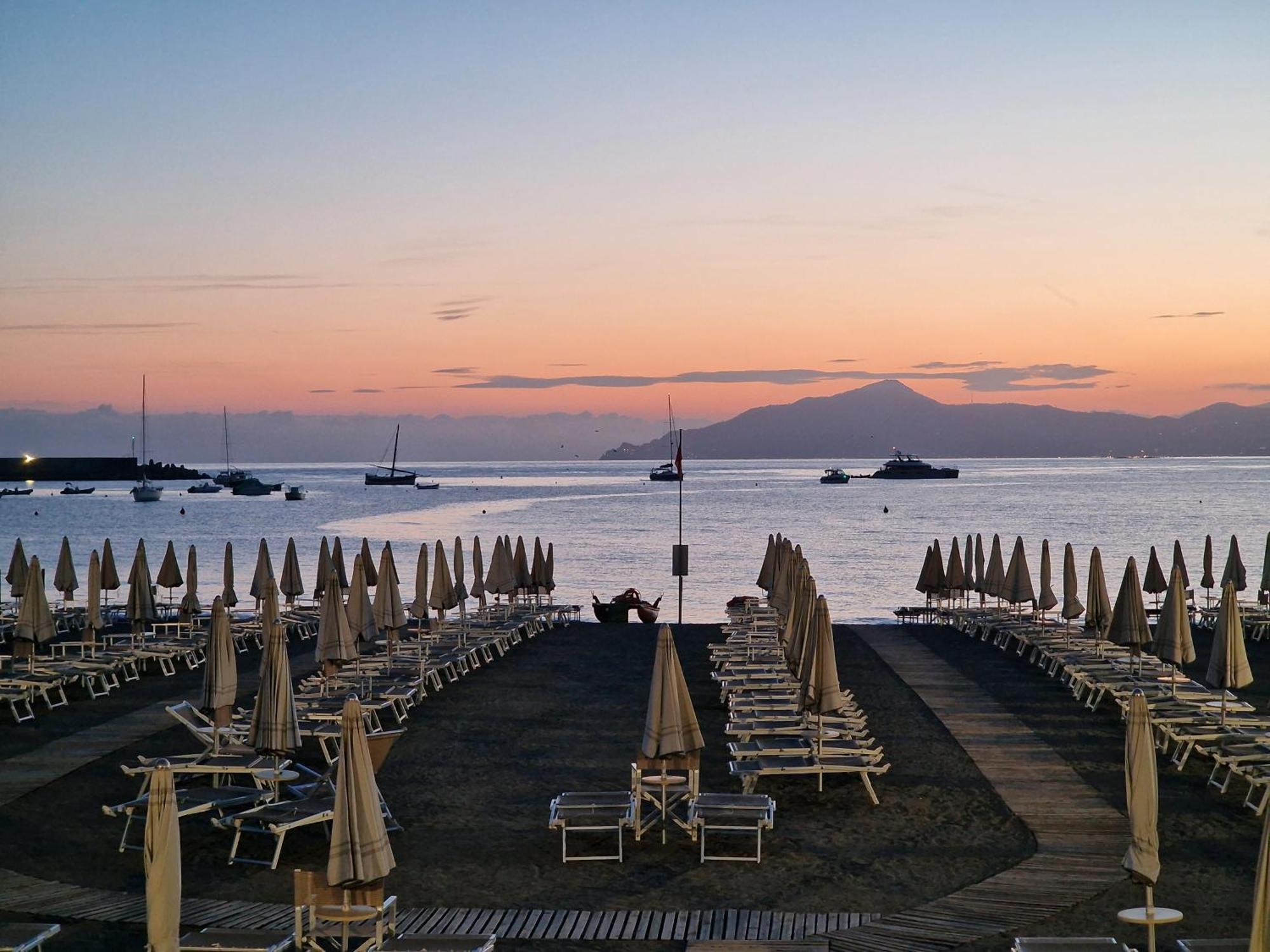 Suite Hotel Nettuno Sestri Levante Exterior photo